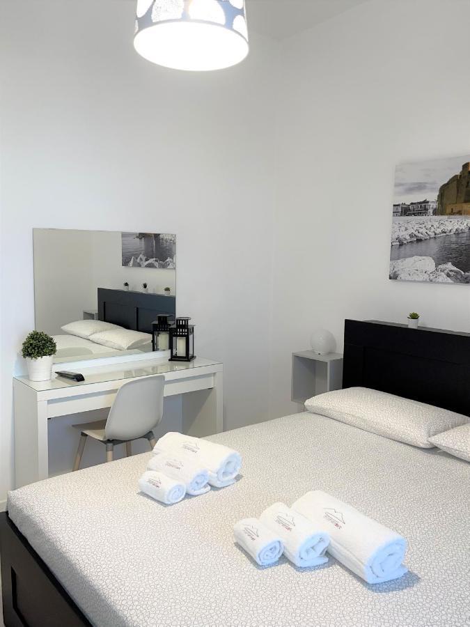 Chilometrozero Luxury Apartment نابولي المظهر الخارجي الصورة